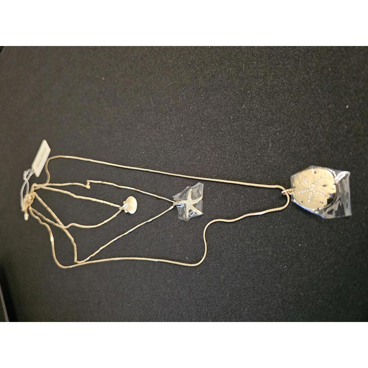Elegant Tommy Bahama Layered Shell And Starfish Necklace Set 69$